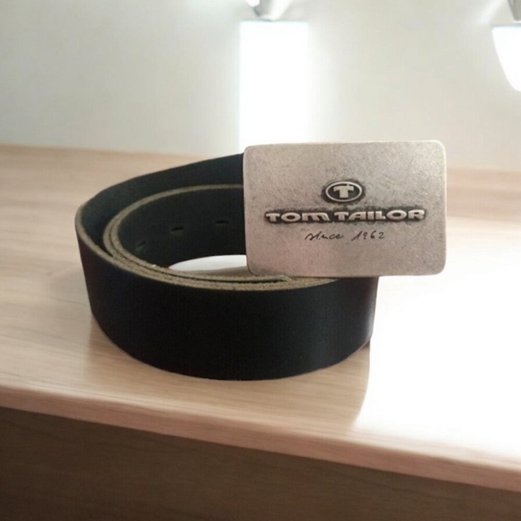 Belt With Embossed Buckle Tom Tailor - Picture 1 of 10